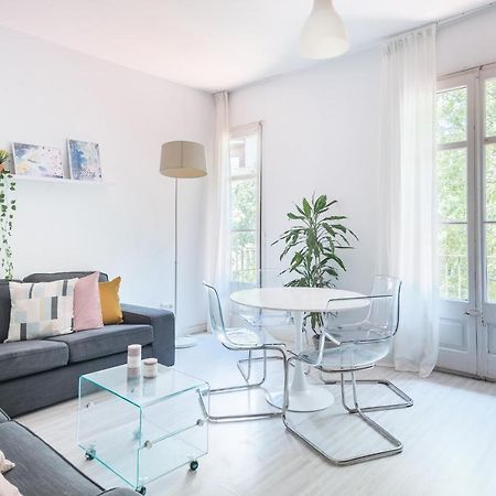 Spacious 3 Bed Apt In The Heart Of Sant Antoni Barcellona Esterno foto